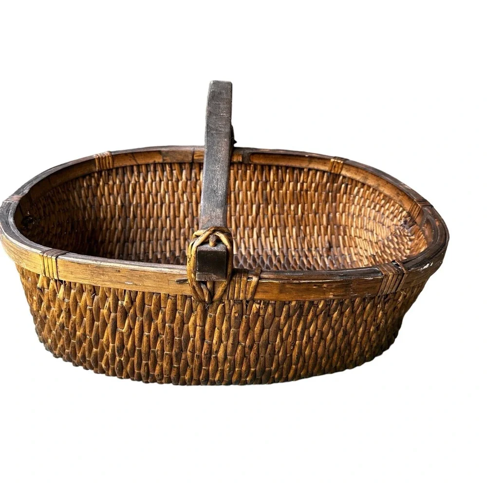 VTG Antique Asian‎ Willow Basket 18x13x12 Inch Wood Handle Large Hand Woven